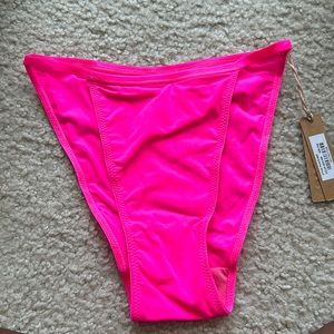 Skims fits everybody string bikini